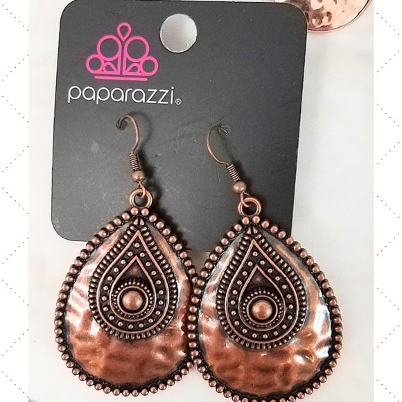 PAPARAZZI Bundle of 4 Bracelet & Copper Earrings - Picture 5 of 5